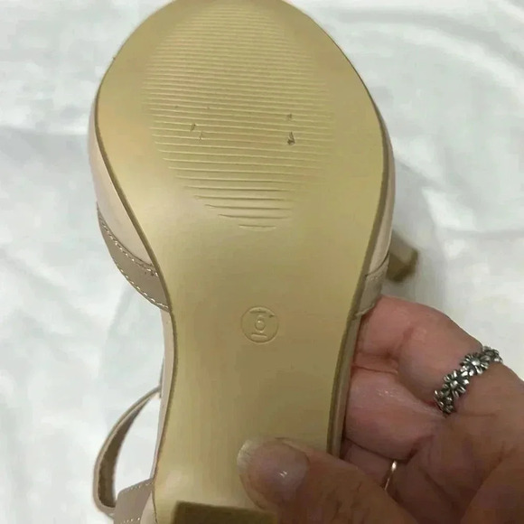 Journee collection heels - Picture 7 of 8